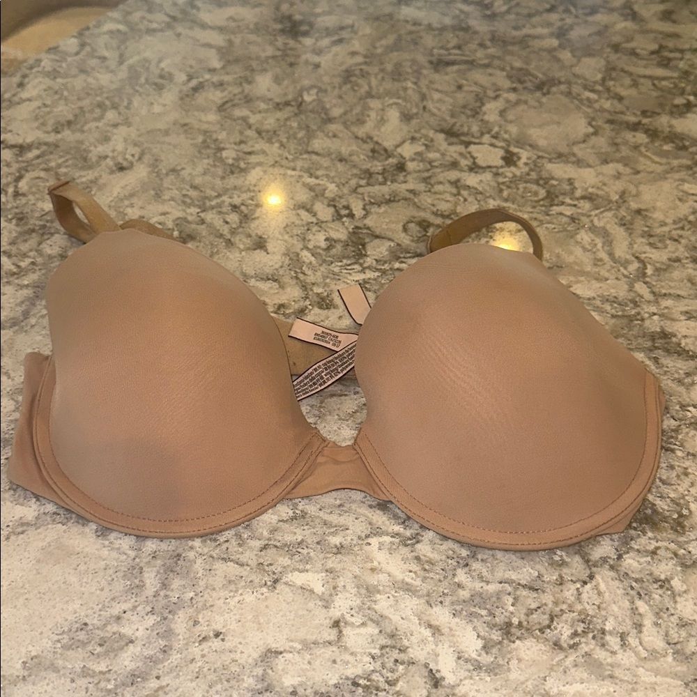 💖 Victoria’s Secret Lightly Lined Nude Bra – Size 34D